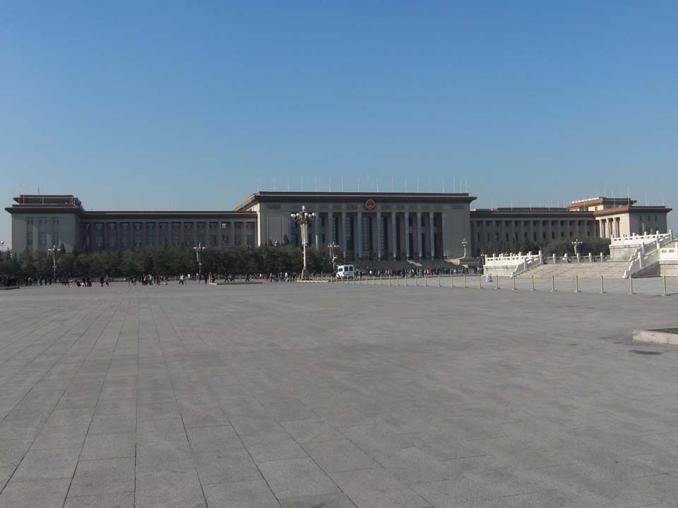 Nationalfrsamlingen ligger p vstra sidan om Himmelska Fridens Torg i Beijing